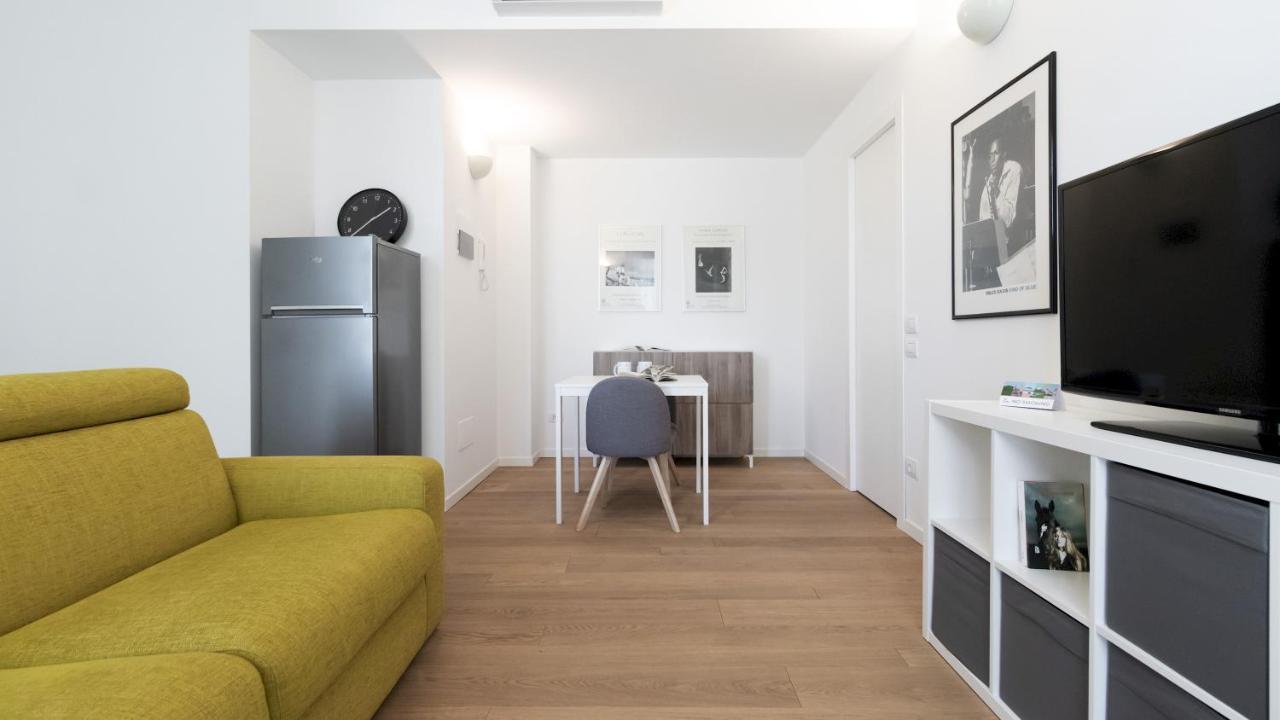 Ferienwohnung Italianway - Caterina Da Forli 6 Mailand Exterior foto