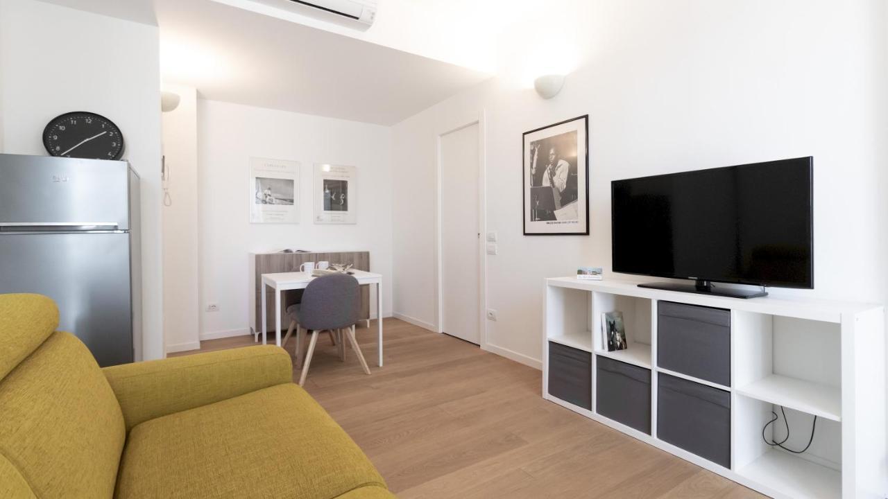 Ferienwohnung Italianway - Caterina Da Forli 6 Mailand Exterior foto